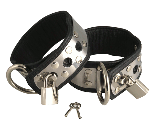 Leather footcuffs with metal and padlock