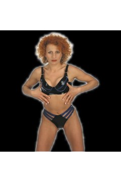 bra-with-cups bra-with-cups
